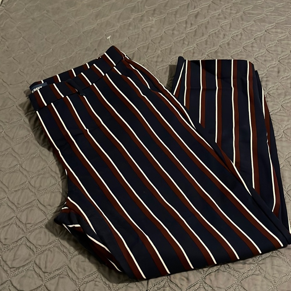 Old Navy Harper Capris
